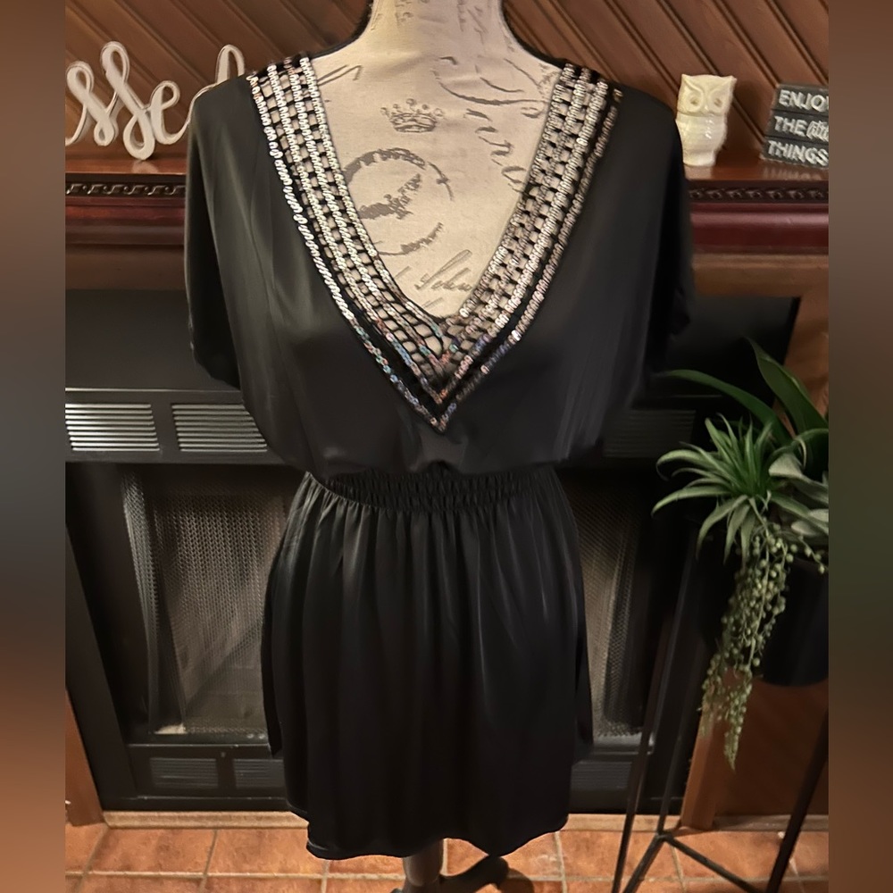 Black Flowy Dress – Size S - Picture 4 of 10